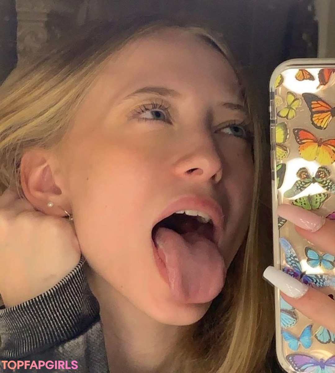 Foto desnuda filtrada de OnlyFans de Sophia Diamond #15 Foto desnuda filtrada de OnlyFans de Sophia Diamond #15