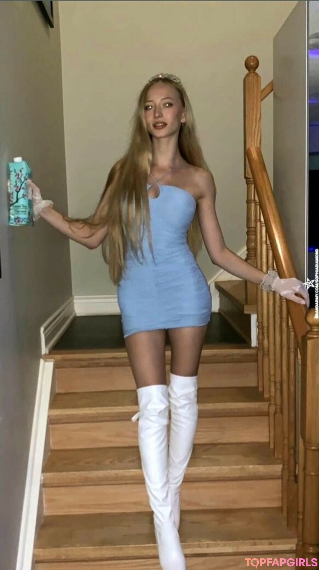 Foto desnuda filtrada de OnlyFans de Sophia Diamond #412 Foto desnuda filtrada de OnlyFans de Sophia Diamond #412