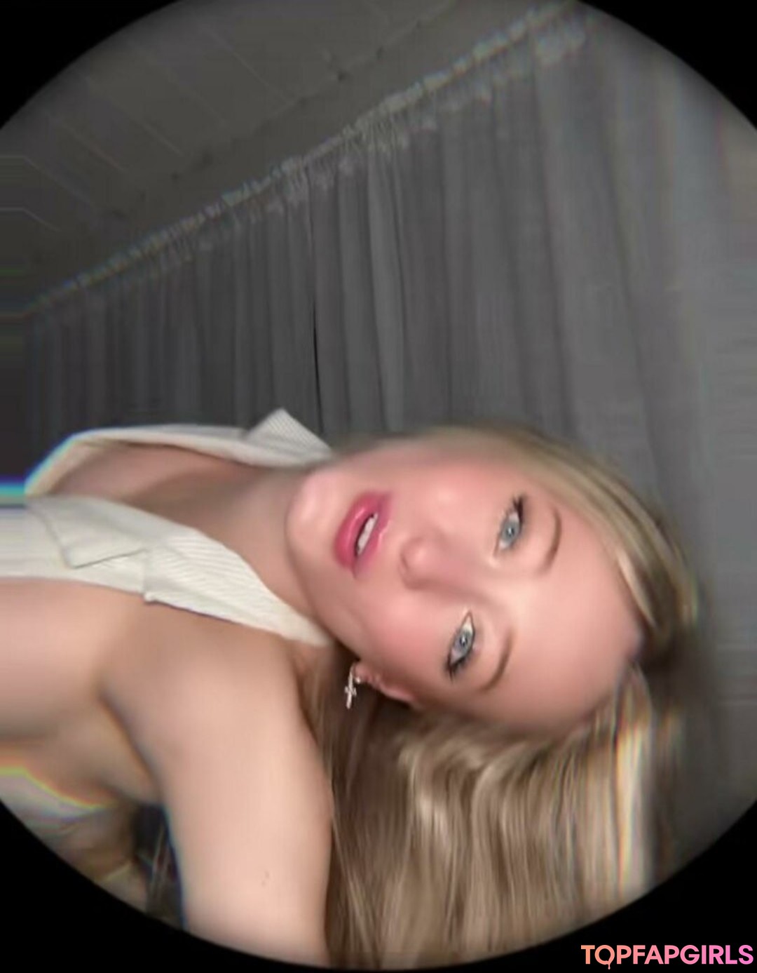Foto desnuda filtrada de OnlyFans de Sophia Diamond #711 Foto desnuda filtrada de OnlyFans de Sophia Diamond #711