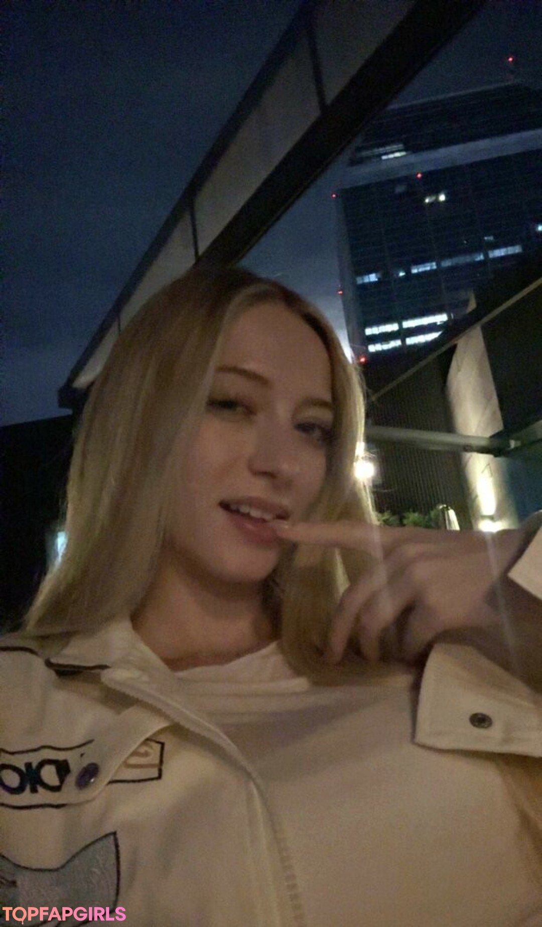 Foto desnuda filtrada de OnlyFans de Sophia Diamond #840 Foto desnuda filtrada de OnlyFans de Sophia Diamond #840