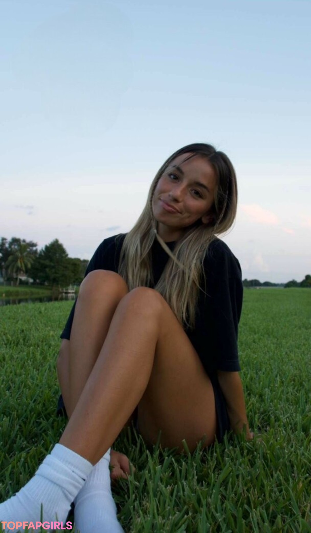 Foto desnuda filtrada de OnlyFans de Sadie Mckenna #753 Foto desnuda filtrada de OnlyFans de Sadie Mckenna #753