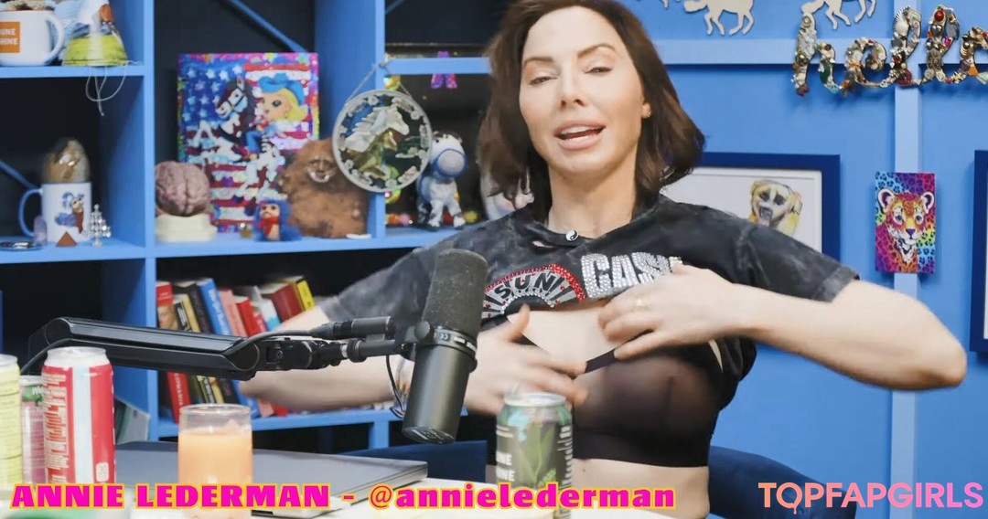 Foto desnuda filtrada de OnlyFans de Whitney Cummings #103 Foto desnuda filtrada de OnlyFans de Whitney Cummings #103