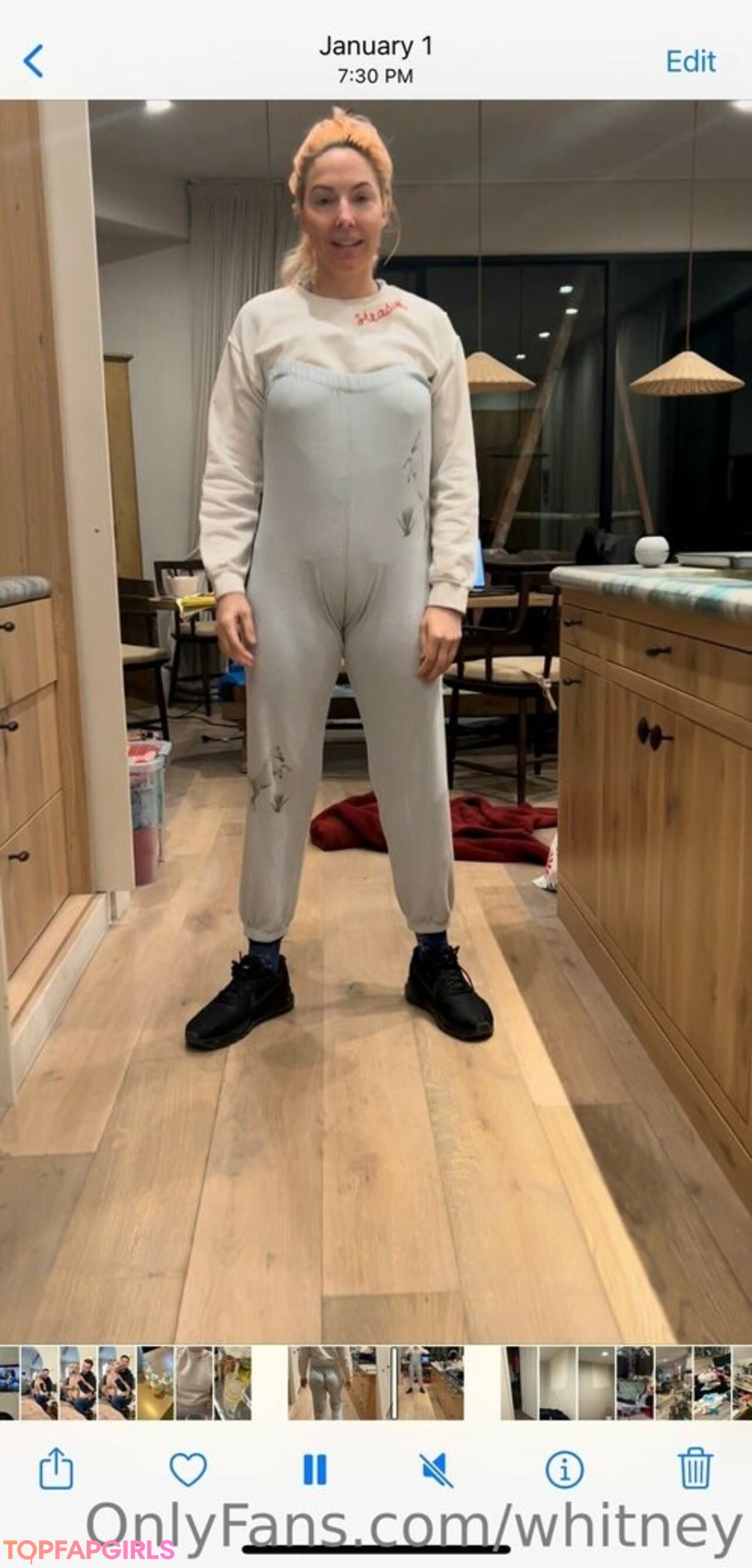 Foto desnuda filtrada de OnlyFans de Whitney Cummings #181 Foto desnuda filtrada de OnlyFans de Whitney Cummings #181