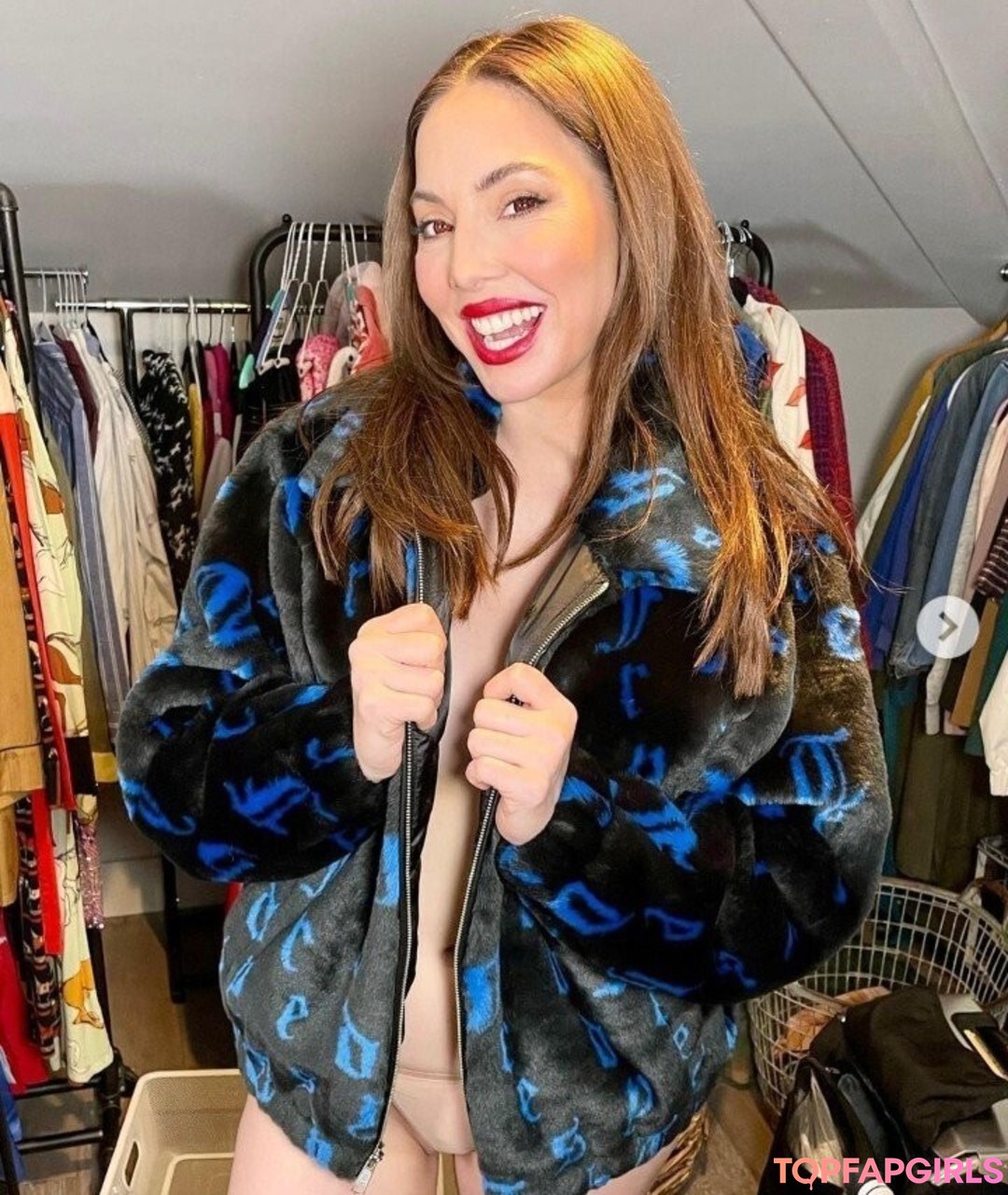 Foto desnuda filtrada de OnlyFans de Whitney Cummings #53 Foto desnuda filtrada de OnlyFans de Whitney Cummings #53