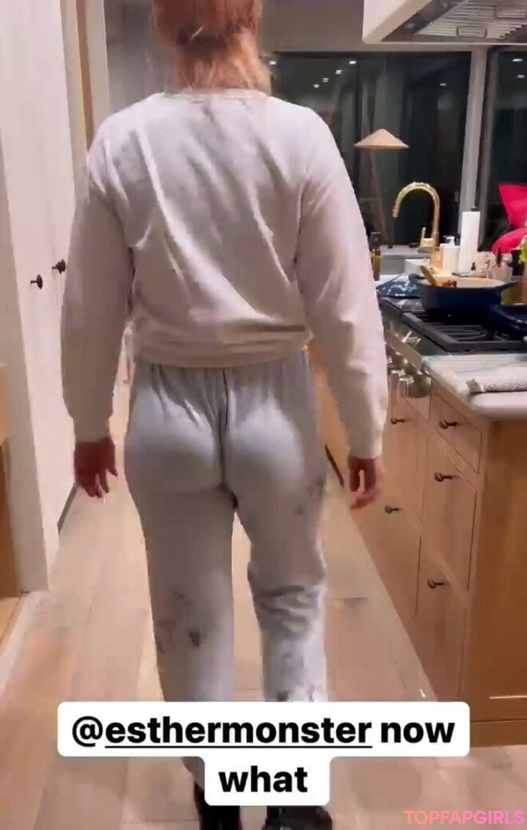 Foto desnuda filtrada de OnlyFans de Whitney Cummings #92 Foto desnuda filtrada de OnlyFans de Whitney Cummings #92