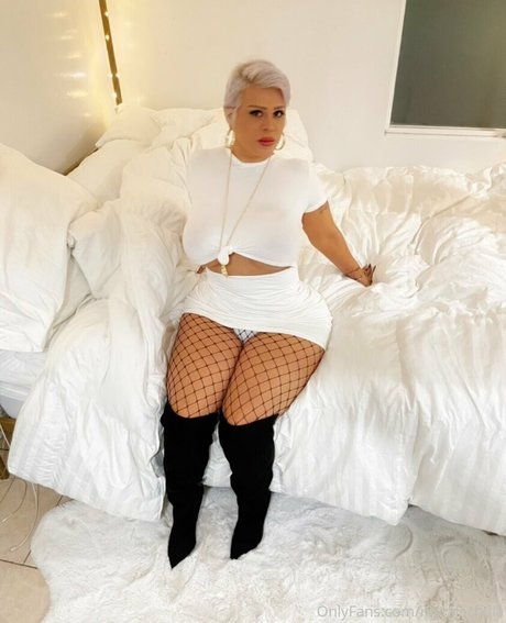 Foto desnuda filtrada de OnlyFans de Myralachula