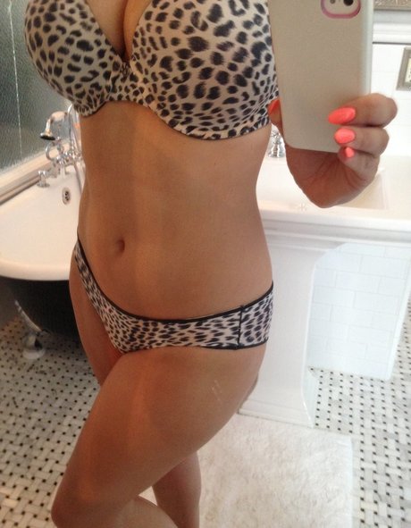 Kelly Brook