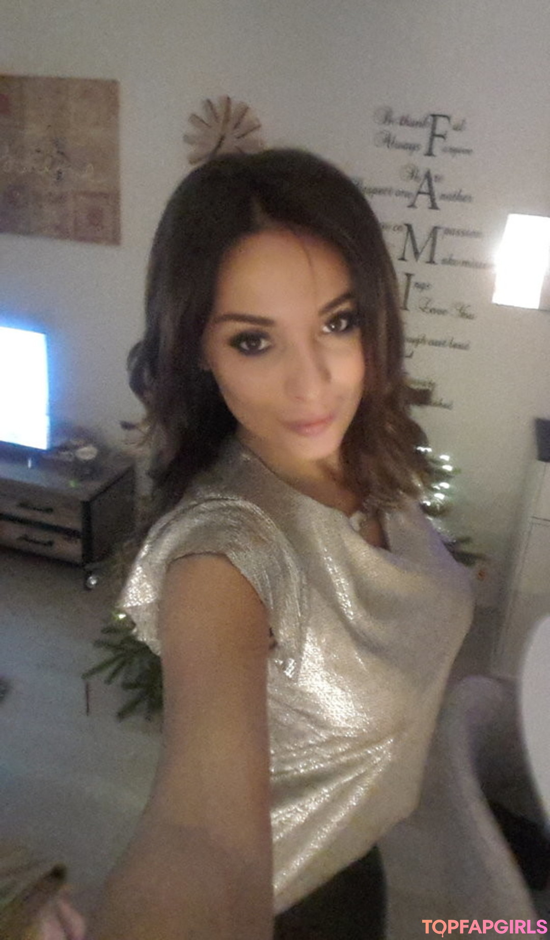 Foto desnuda filtrada de OnlyFans de Anissa Kate #2 Foto desnuda filtrada de OnlyFans de Anissa Kate #2