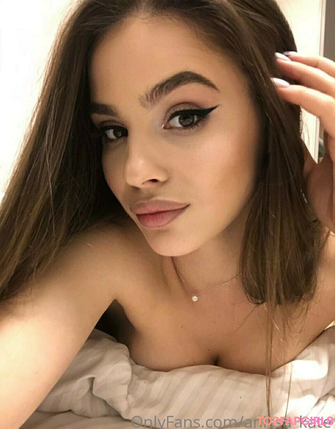 Foto desnuda filtrada de OnlyFans de Anissa Kate #342 Foto desnuda filtrada de OnlyFans de Anissa Kate #342