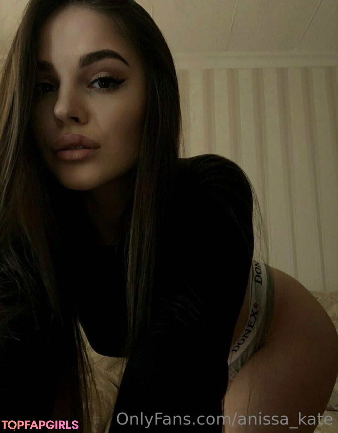 Foto desnuda filtrada de OnlyFans de Anissa Kate #356 Foto desnuda filtrada de OnlyFans de Anissa Kate #356
