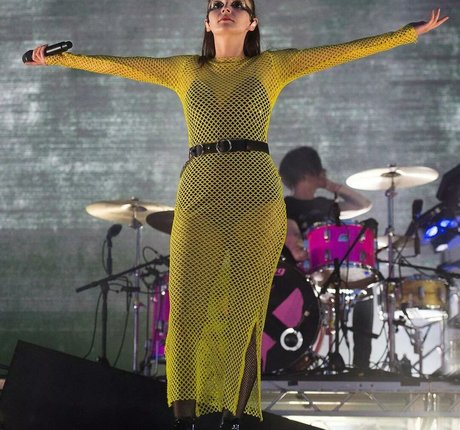 Lauren Mayberry