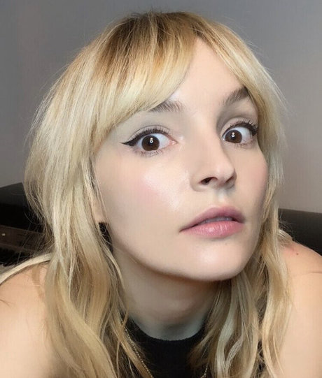 Lauren Mayberry