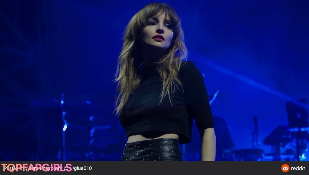 Foto desnuda filtrada de OnlyFans de Lauren Mayberry #65 Foto desnuda filtrada de OnlyFans de Lauren Mayberry #65