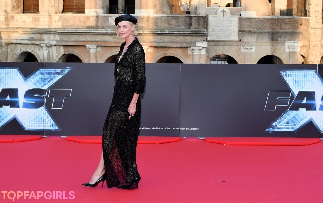 Foto desnuda filtrada de OnlyFans de Charlize Theron #314 Foto desnuda filtrada de OnlyFans de Charlize Theron #314