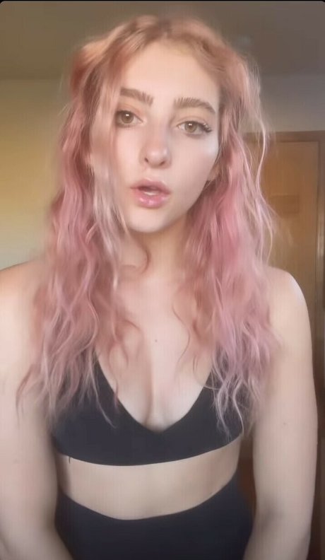 Willow Shields