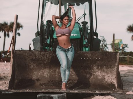 Litza Yanez