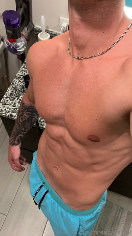 Therealgymshark