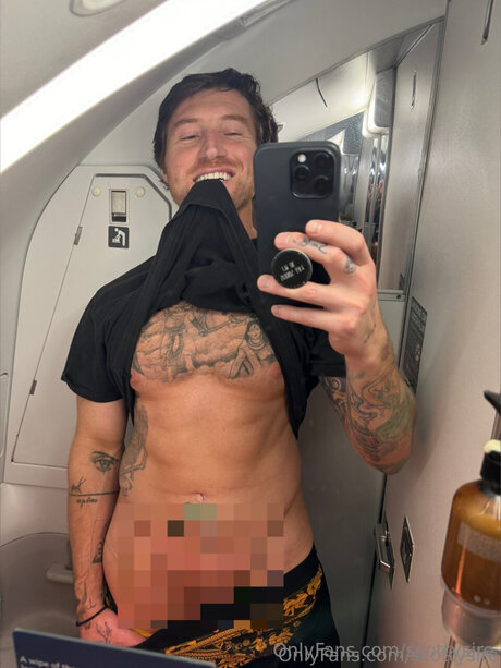 Foto desnuda filtrada de OnlyFans de Scottysire
