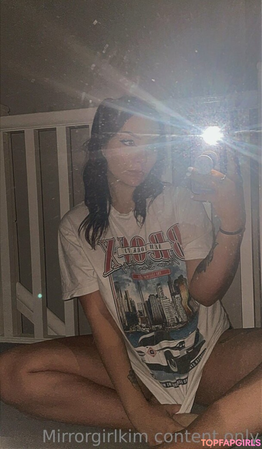 Foto desnuda filtrada de OnlyFans de Mirrorgirlkim #107 Foto desnuda filtrada de OnlyFans de Mirrorgirlkim #107
