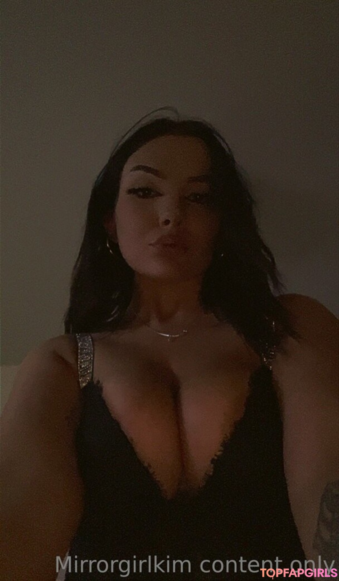 Foto desnuda filtrada de OnlyFans de Mirrorgirlkim #86 Foto desnuda filtrada de OnlyFans de Mirrorgirlkim #86