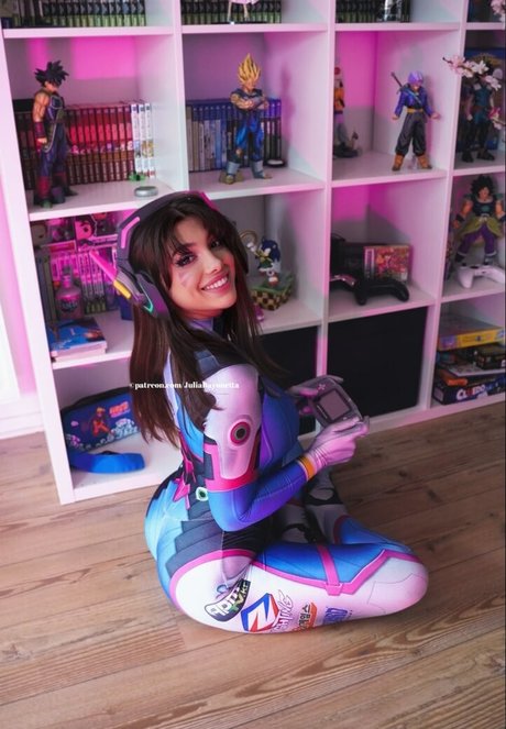 Julia Bayonetta