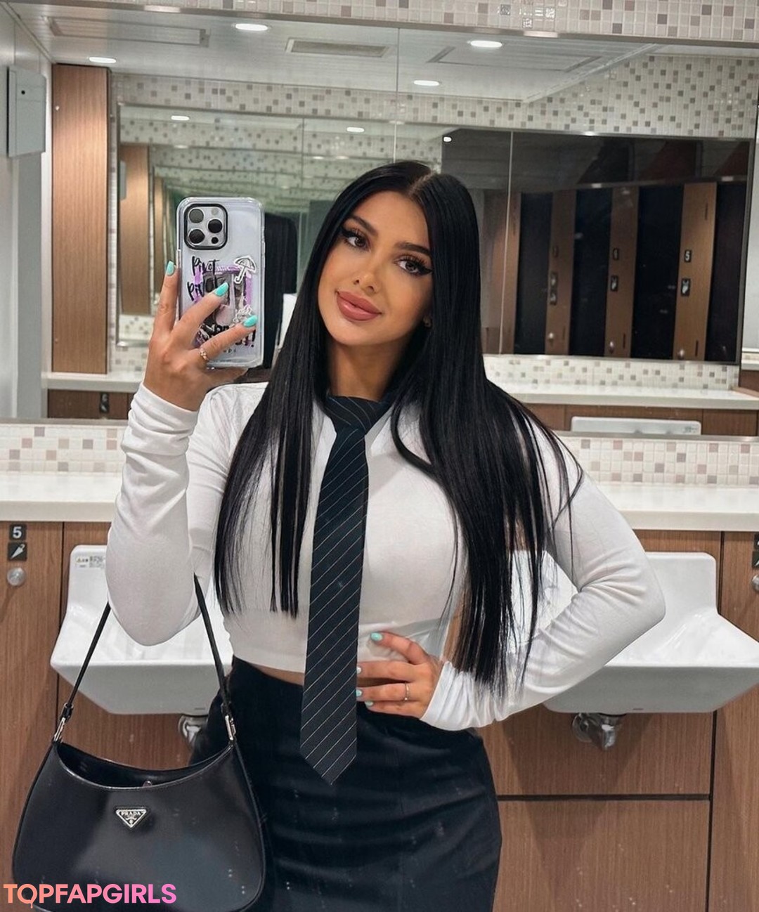 Foto desnuda filtrada de OnlyFans de Julia Bayonetta #511 Foto desnuda filtrada de OnlyFans de Julia Bayonetta #511