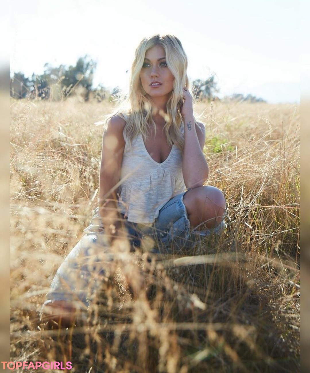 Foto desnuda filtrada de OnlyFans de Katherine Mcnamara #44 Foto desnuda filtrada de OnlyFans de Katherine Mcnamara #44