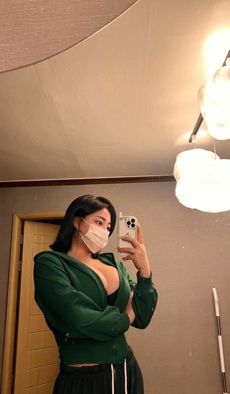 Jung Hye Bin