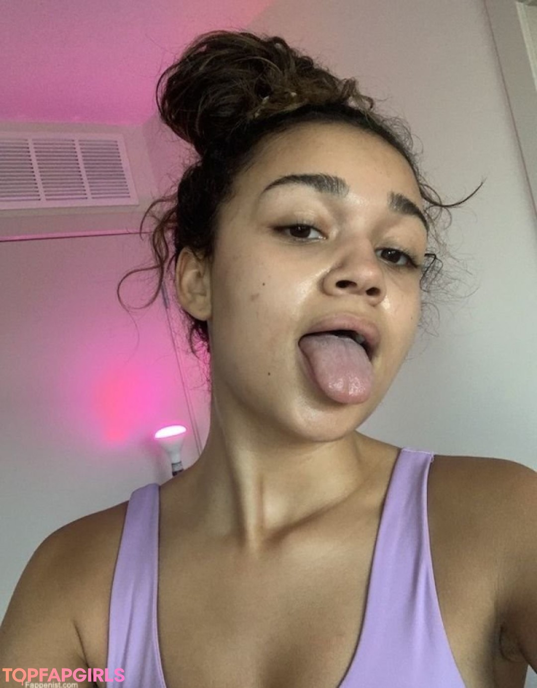 Foto desnuda filtrada de OnlyFans de Madison Bailey #14 Foto desnuda filtrada de OnlyFans de Madison Bailey #14