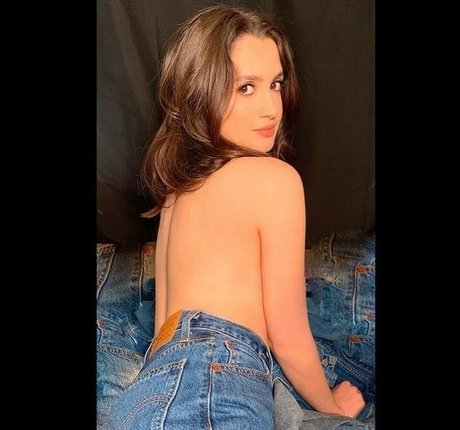 Laura Marano