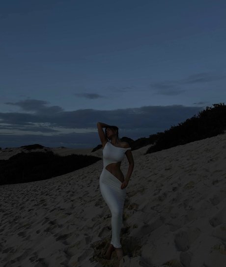 Foto desnuda filtrada de OnlyFans de Ella Cervetto