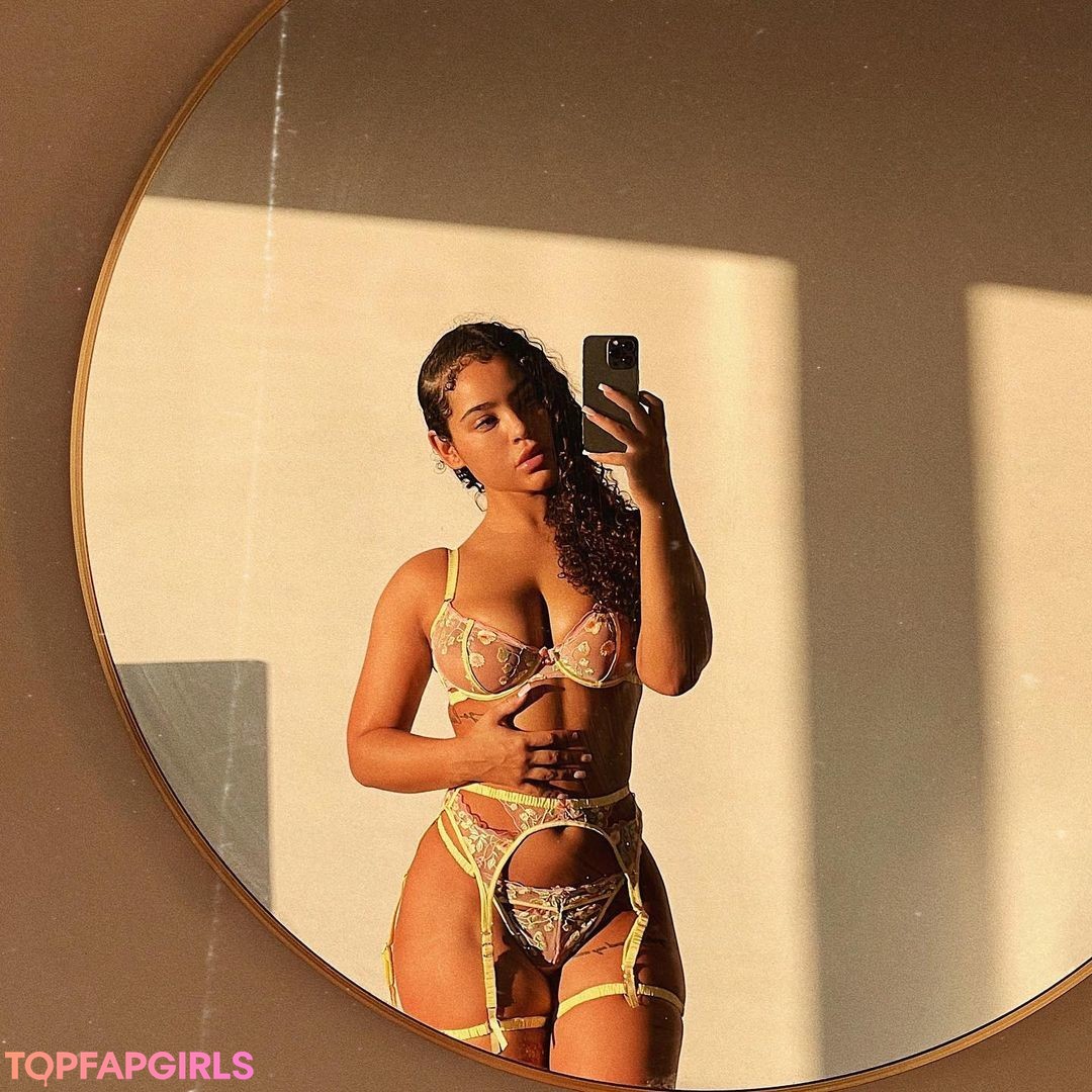 Foto desnuda filtrada de OnlyFans de Malaika Terry #534 Foto desnuda filtrada de OnlyFans de Malaika Terry #534