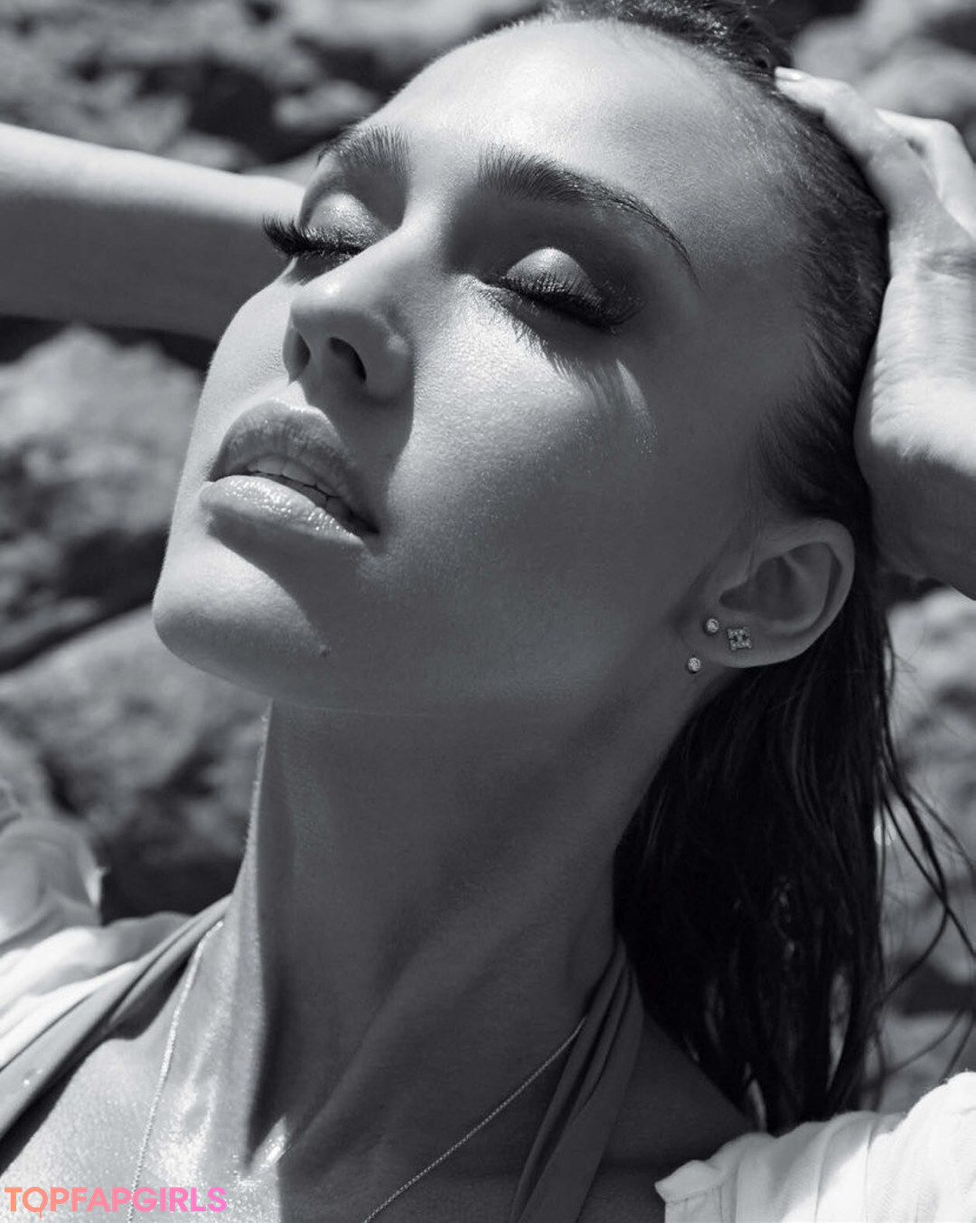 Foto desnuda filtrada de OnlyFans de Jessica Alba #58 Foto desnuda filtrada de OnlyFans de Jessica Alba #58