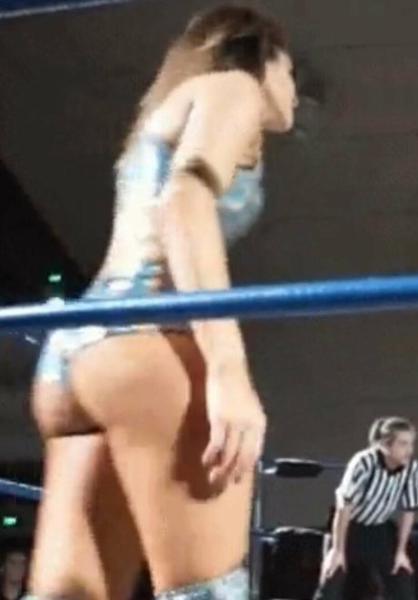 Dakota Kai