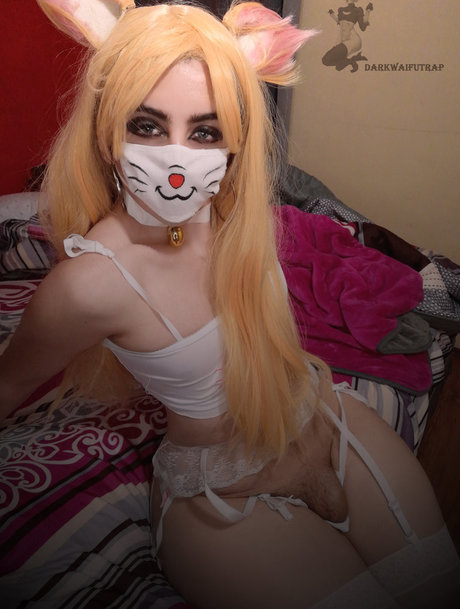 Darkwaifutrap