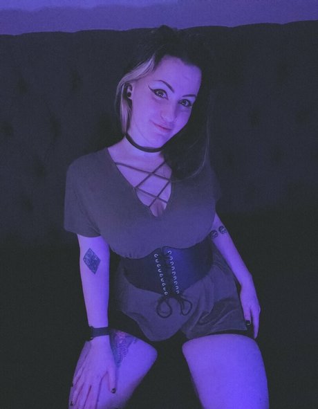 Concealedbones
