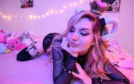 Busy B ASMR