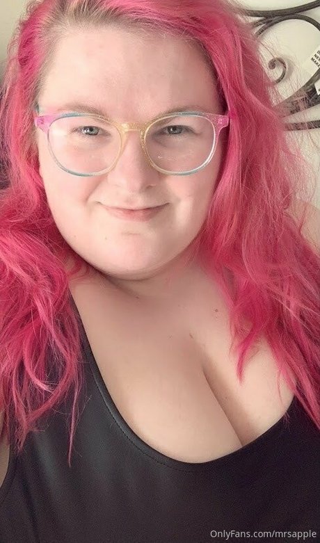 Foto desnuda filtrada de OnlyFans de Mrsapple