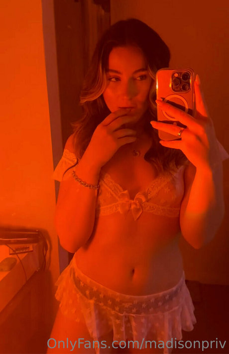 Foto desnuda filtrada de OnlyFans de Madisonpriv