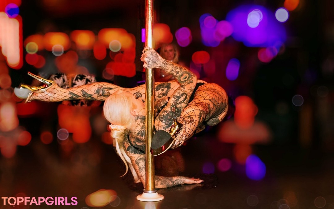 Foto desnuda filtrada de OnlyFans de Parisvipervip #174 Foto desnuda filtrada de OnlyFans de Parisvipervip #174