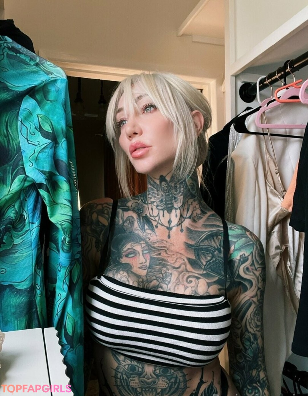 Foto desnuda filtrada de OnlyFans de Parisvipervip #454 Foto desnuda filtrada de OnlyFans de Parisvipervip #454