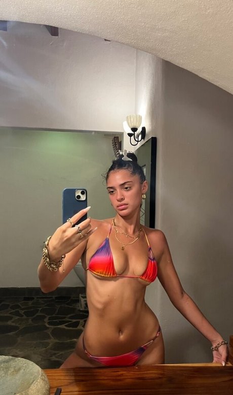 Luna Blaise