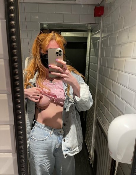 Annieecharlottefree