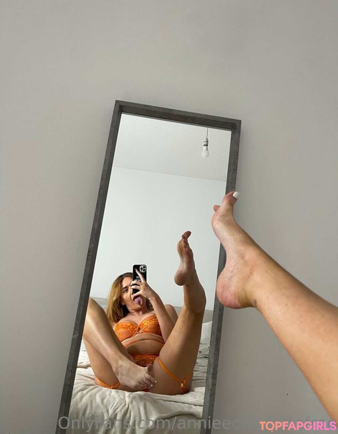 Foto desnuda filtrada de OnlyFans de Annieecharlottefree #937 Foto desnuda filtrada de OnlyFans de Annieecharlottefree #937