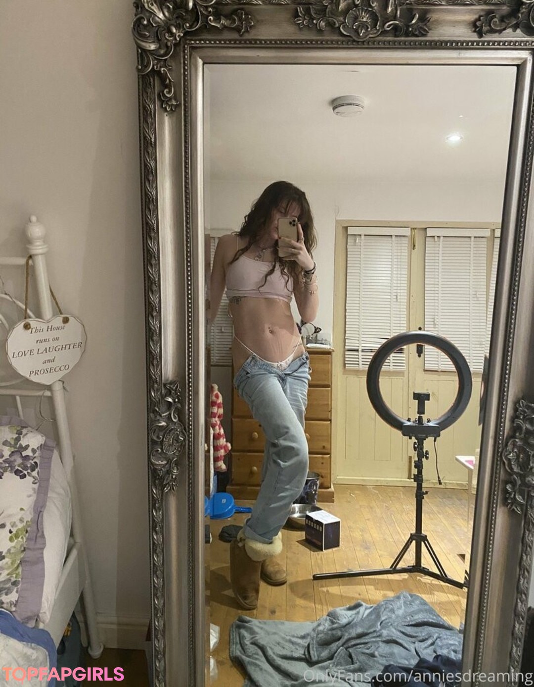 Foto desnuda filtrada de OnlyFans de Annieecharlottefree #99 Foto desnuda filtrada de OnlyFans de Annieecharlottefree #99