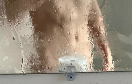 Foto desnuda filtrada de OnlyFans de Mxchcuevas