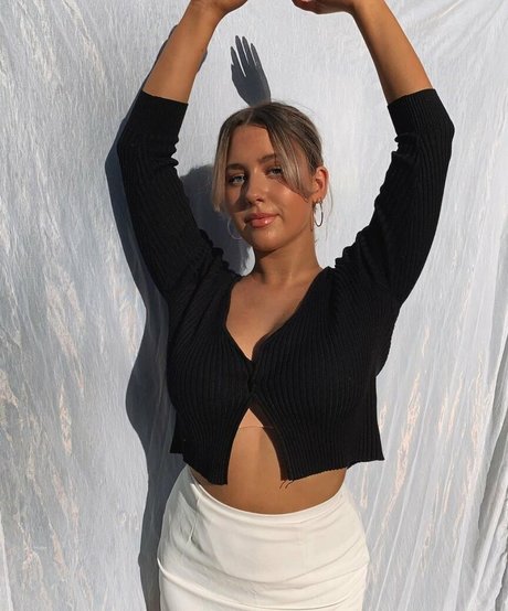 Tahlia A