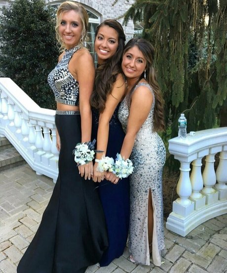 Julia & Olivia