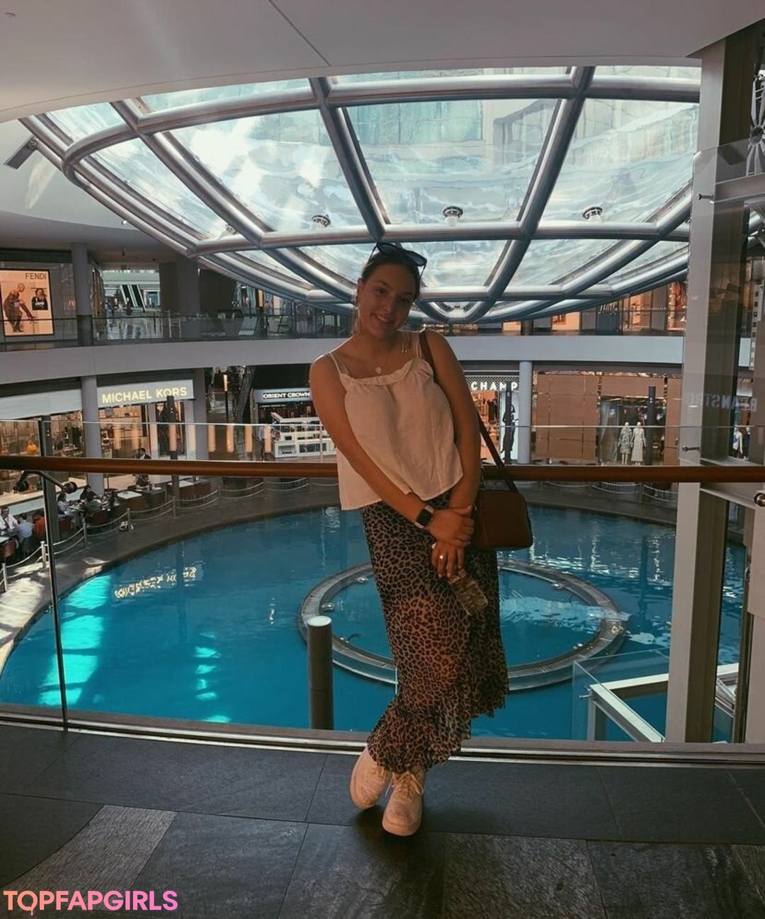 Foto desnuda filtrada de OnlyFans de Alanna Pow #60 Foto desnuda filtrada de OnlyFans de Alanna Pow #60