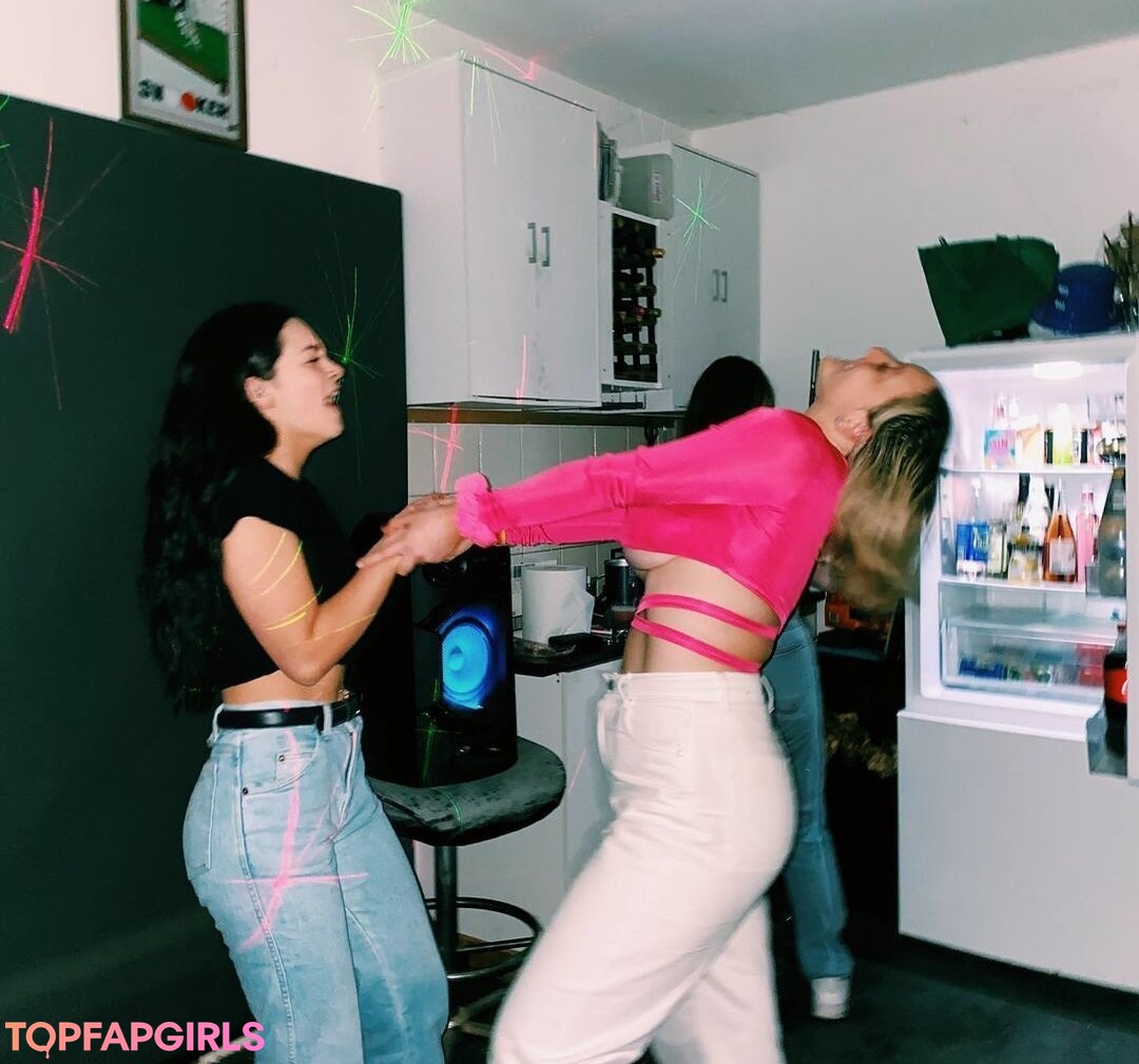 Foto desnuda filtrada de OnlyFans de Alanna Pow #72 Foto desnuda filtrada de OnlyFans de Alanna Pow #72